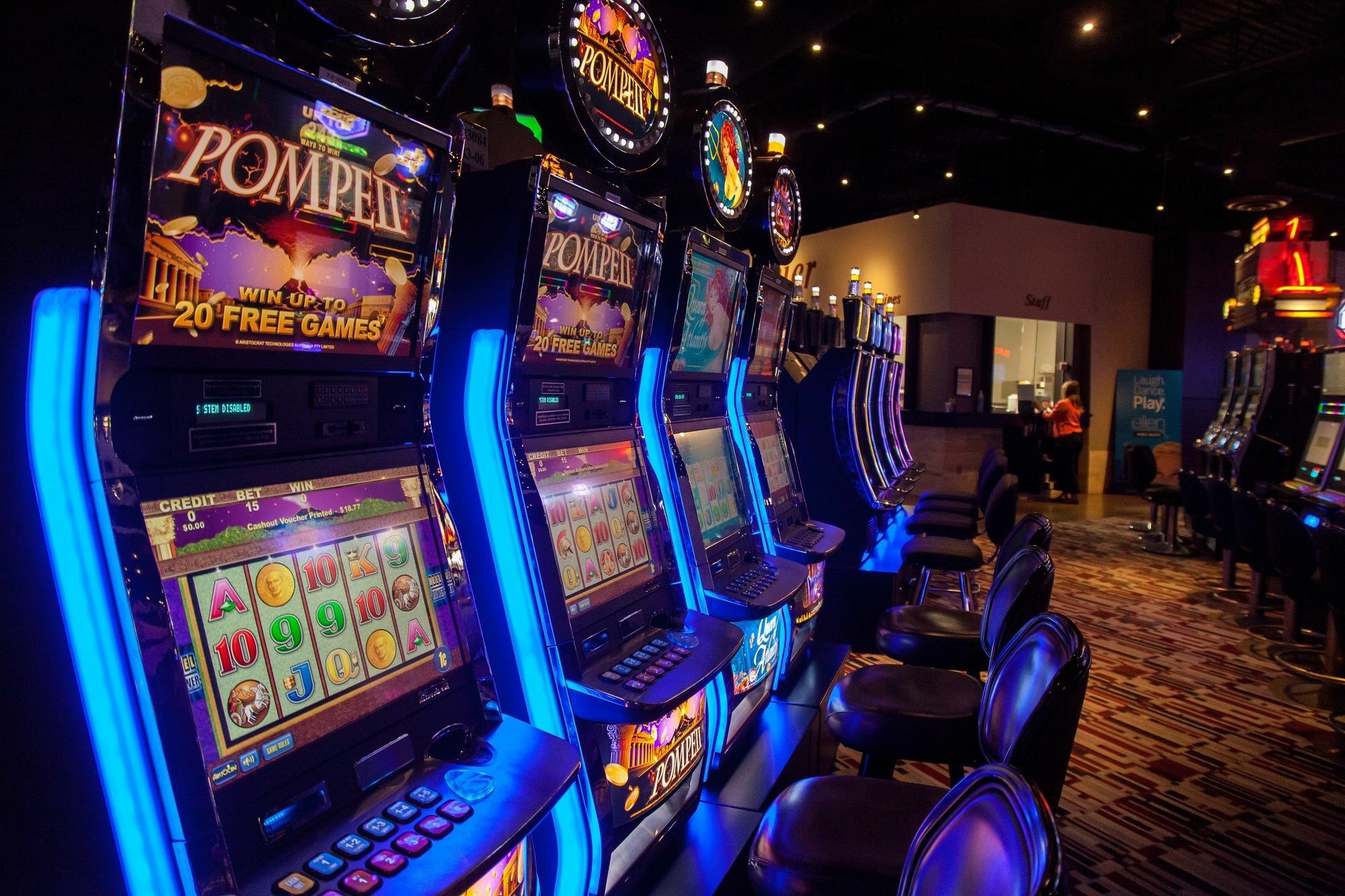 メディスン ハット ロッジ トレードマーク コレクション バイ ウィンダム メディシンハット エクステリア 写真